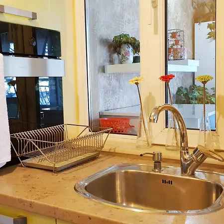 Апартамент Nicole *